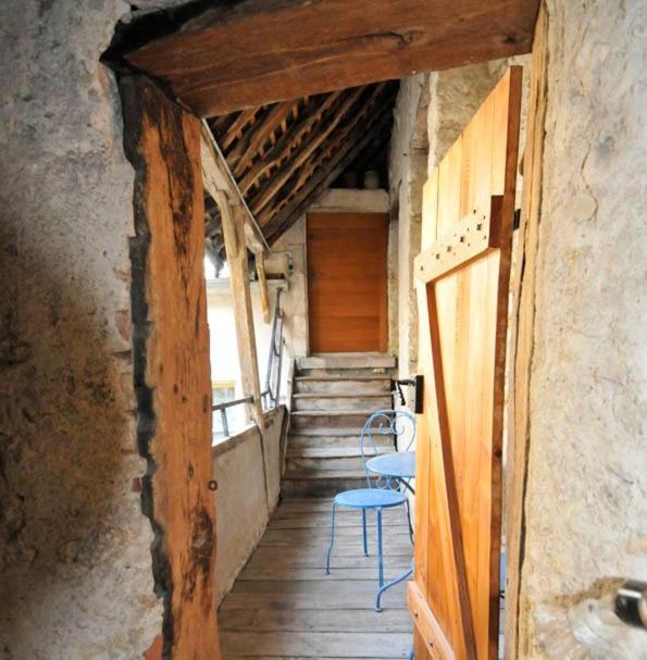 Апартаменти Le Passage Ла-Шаріте Екстер'єр фото